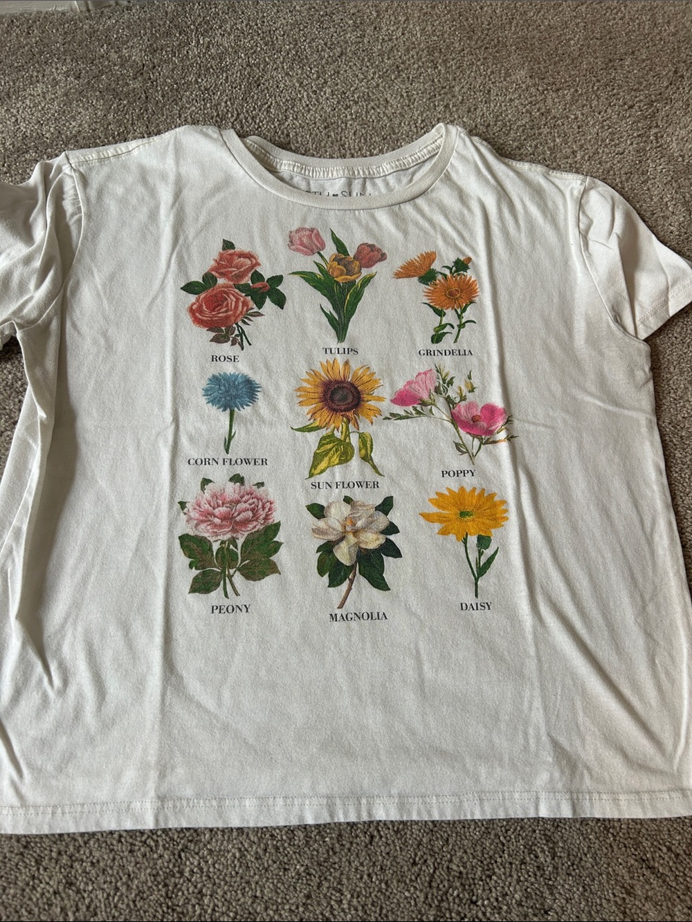 Fifth Sun White Floral Graphic Short Sleeve Tee